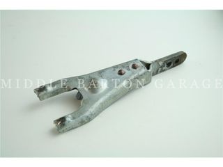 Clutch release arm -  850